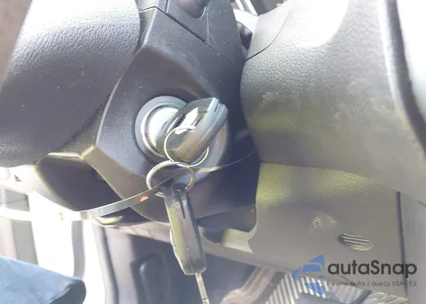 2016 Ford Focus Se z USA, uszkodzony, nr VIN 1FADP3F26GL247657